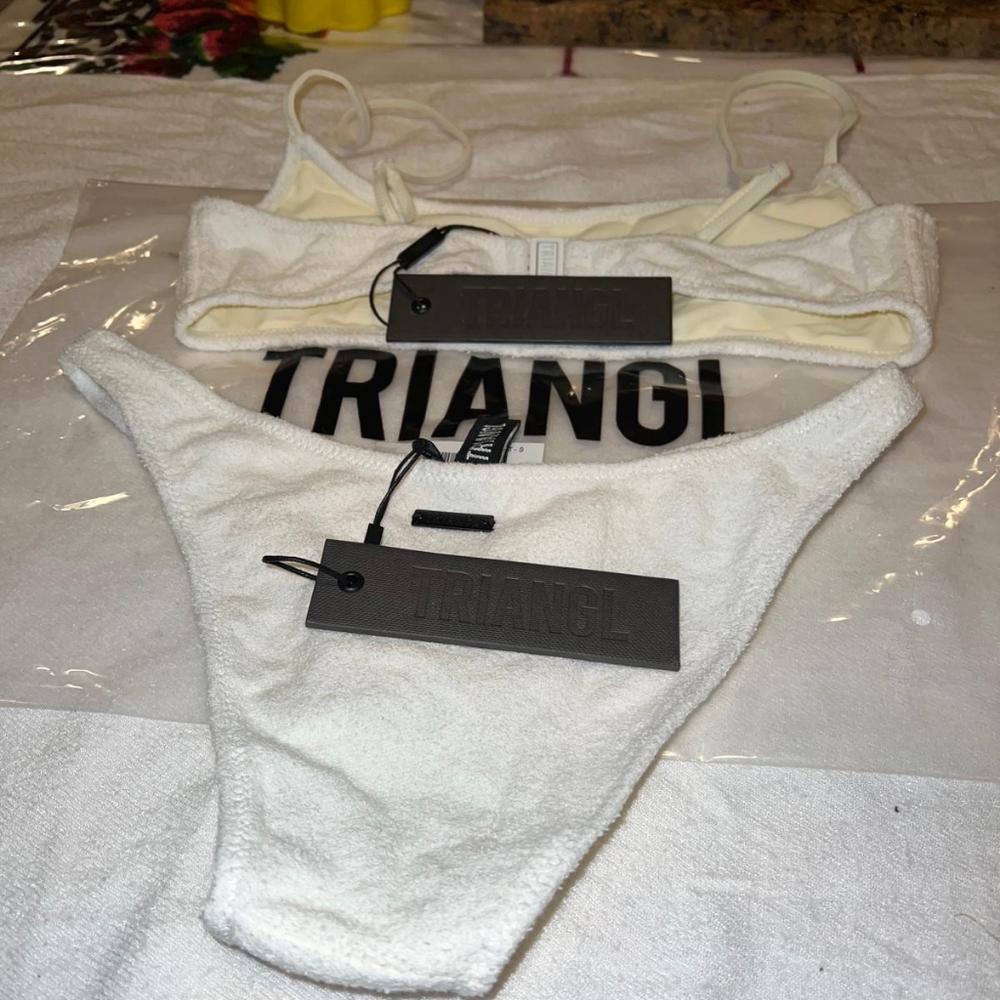 COPY - Triangl - Picture 2 of 2